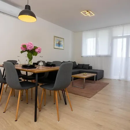Apartman Miranda's Place *