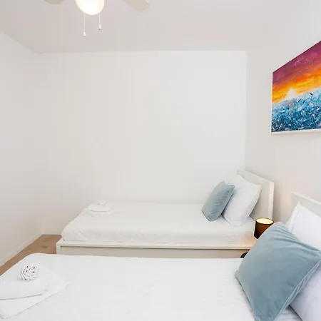 Miranda's Place Appartement *